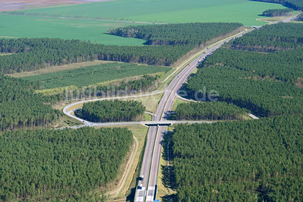 Luftbild Groß Laasch - Autobahn- Abfahrt der BAB A14 zur Landstraße L73 in Groß Laasch im Bundesland Mecklenburg-Vorpommern