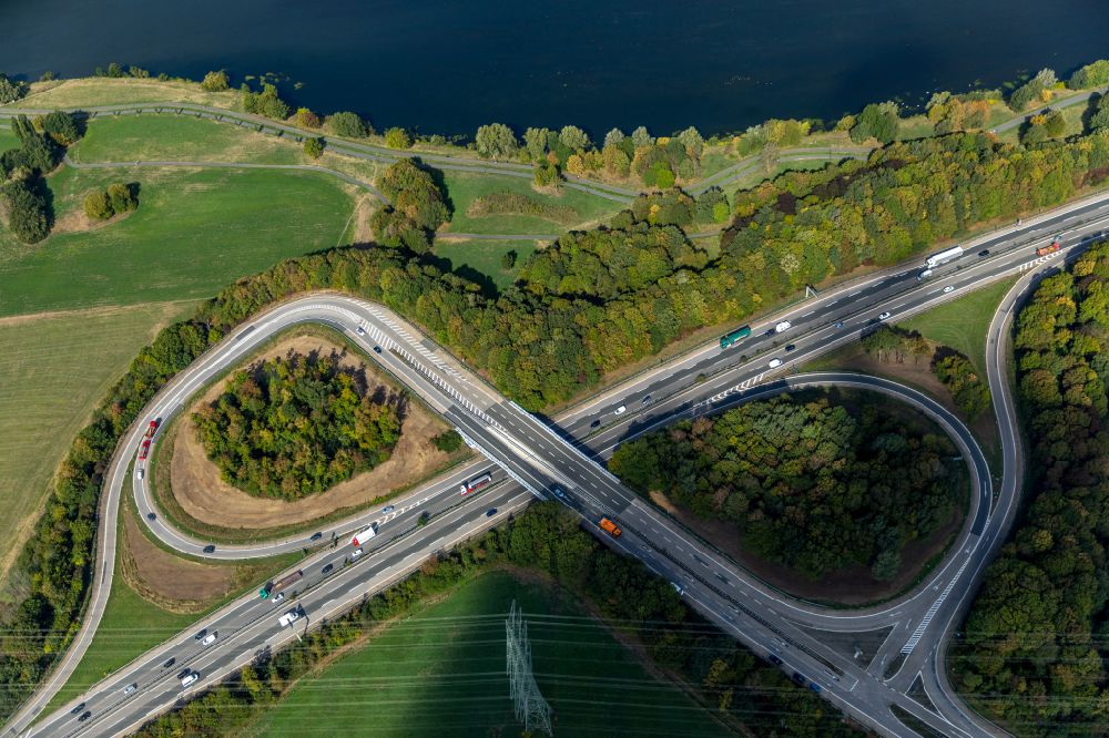 Herbede aus der Vogelperspektive: Autobahn- Abfahrt Witten-Herbede der Bundesautobahn A43 in Herbede im Bundesland Nordrhein-Westfalen