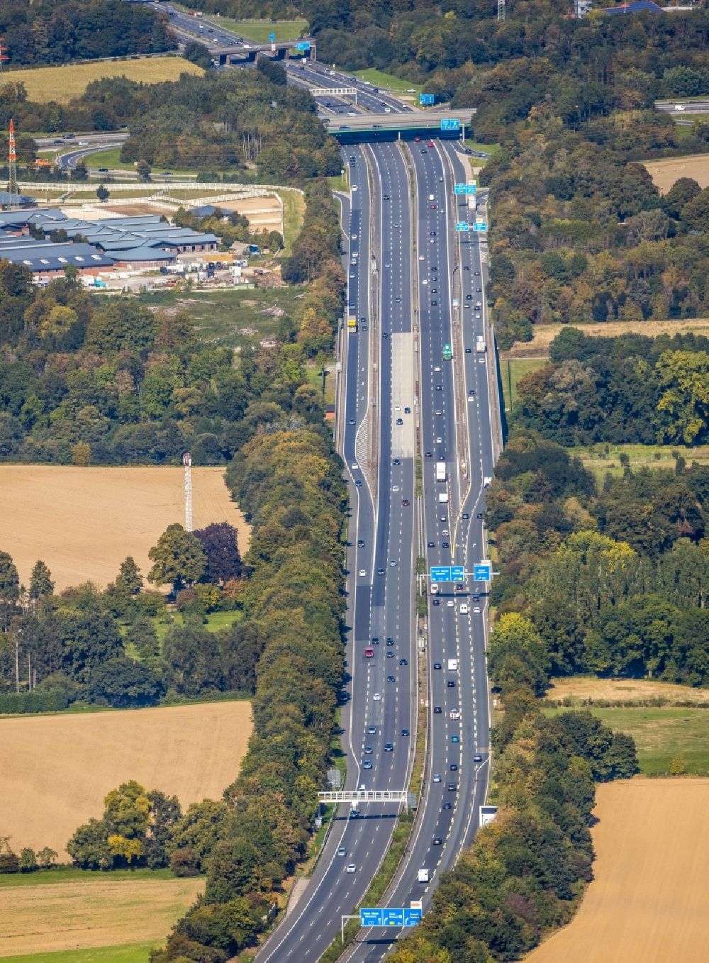 Luftbild Unna - Autobahn- Anschlussstelle der BAB A1 am Autobahnkreuz Dortmund-Unna mit der BAB A44 in Unna im Bundesland Nordrhein-Westfalen, Deutschland