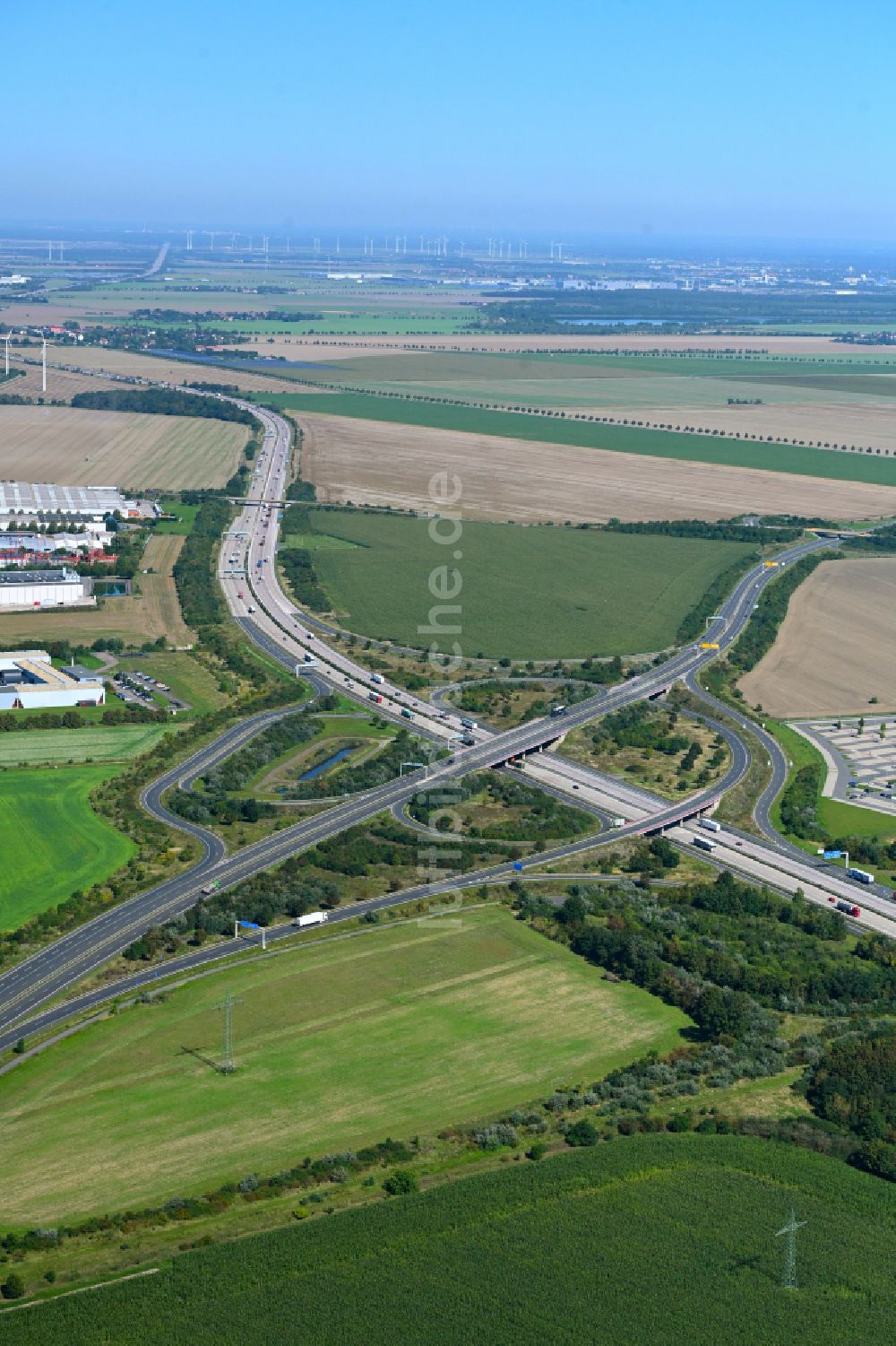 Luftbild Brehna - Autobahn- Anschlussstelle der BAB A9 - B100 in Brehna im Bundesland Sachsen-Anhalt, Deutschland