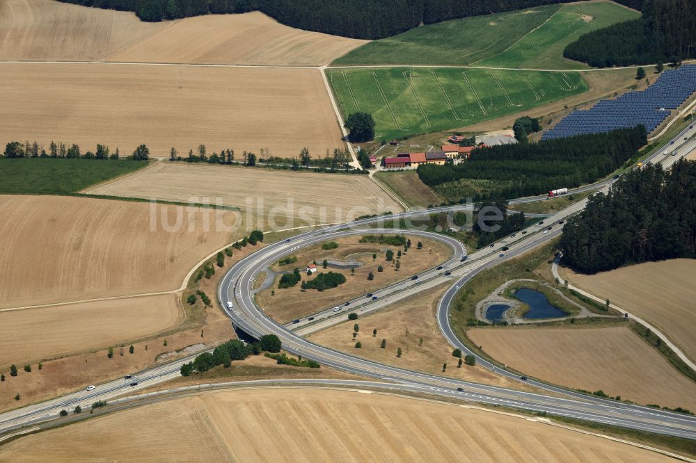 Luftbild Saalhaupt - Autobahn- Anschlussstelle der BAB A93 Dreieck Saalhaupt in Saalhaupt im Bundesland Bayern, Deutschland