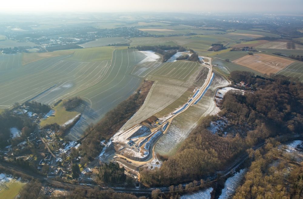 Heiligenhaus von oben - Autobahn- Ausbau und Spur- Verbreiterung im Streckenverlauf der BAB A44 im Bereich Höfermühle Süd in Heiligenhaus im Bundesland Nordrhein-Westfalen