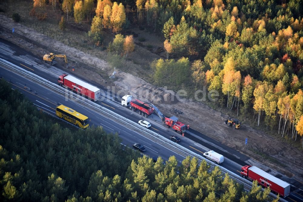 Luftbild Friedrichshof - Autobahn- Ausbau und Spur- Verbreiterung im Streckenverlauf der 12 E30 in Friedrichshof im Bundesland Brandenburg