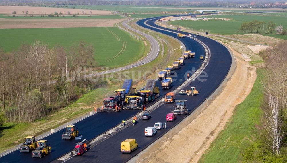 Luftbild Espenhain - Autobahn- Baustellen entlang der Trasse und des Streckenverlaufes der BAB A72 in Espenhain im Bundesland Sachsen, Deutschland
