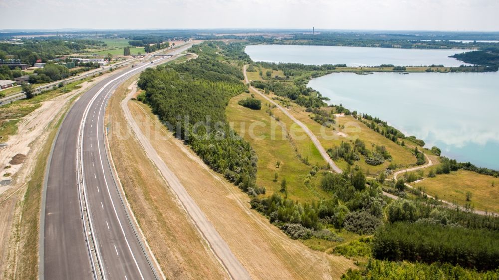 Rötha von oben - Autobahn- Baustellen entlang der Trasse und des Streckenverlaufes der BAB A72 in Rötha im Bundesland Sachsen, Deutschland