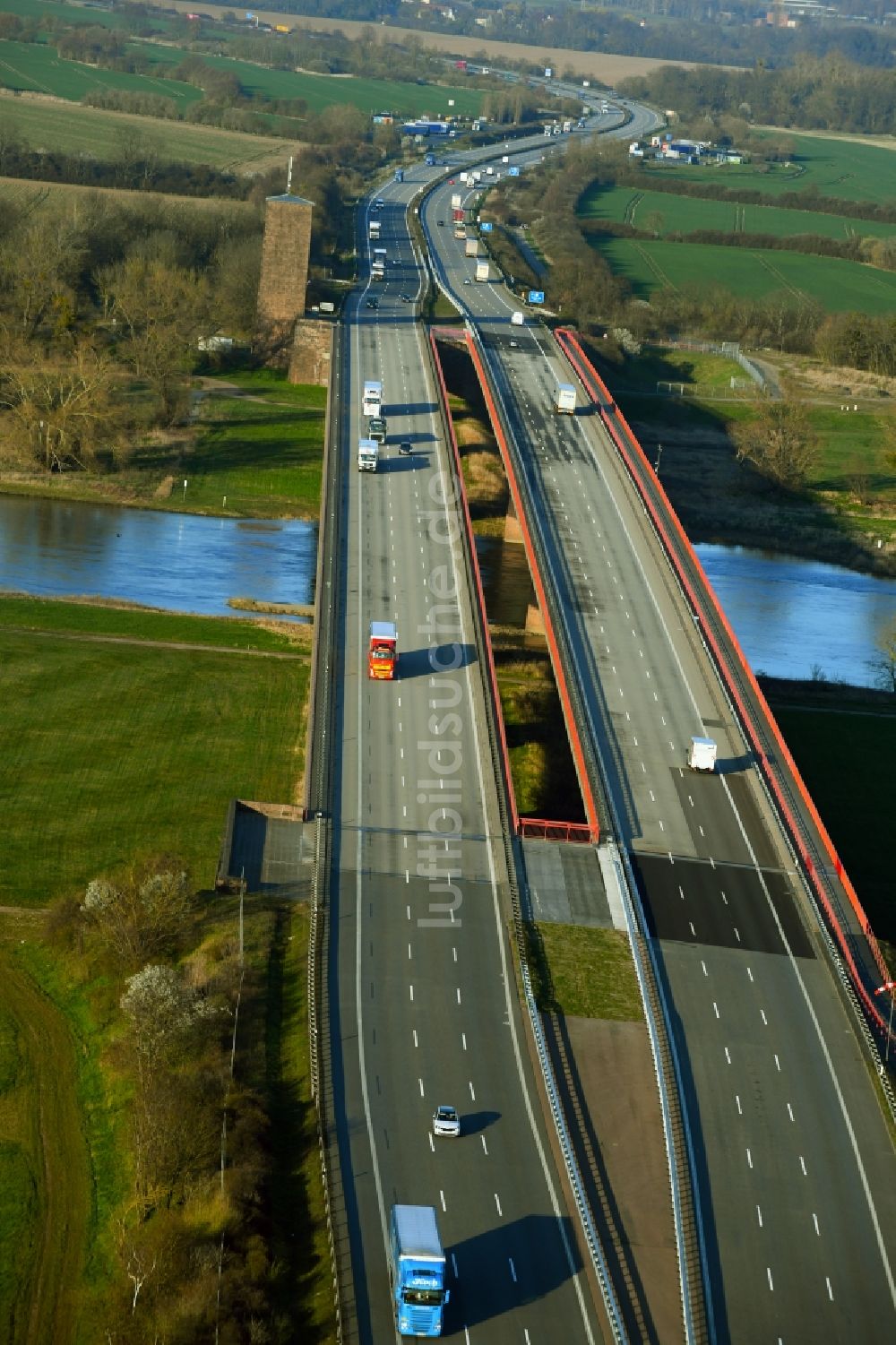 Luftbild Vockerode - Autobahn- Brückenbauwerk der BAB A9 - Elbebrücke Vockerode im Bundesland Sachsen-Anhalt, Deutschland