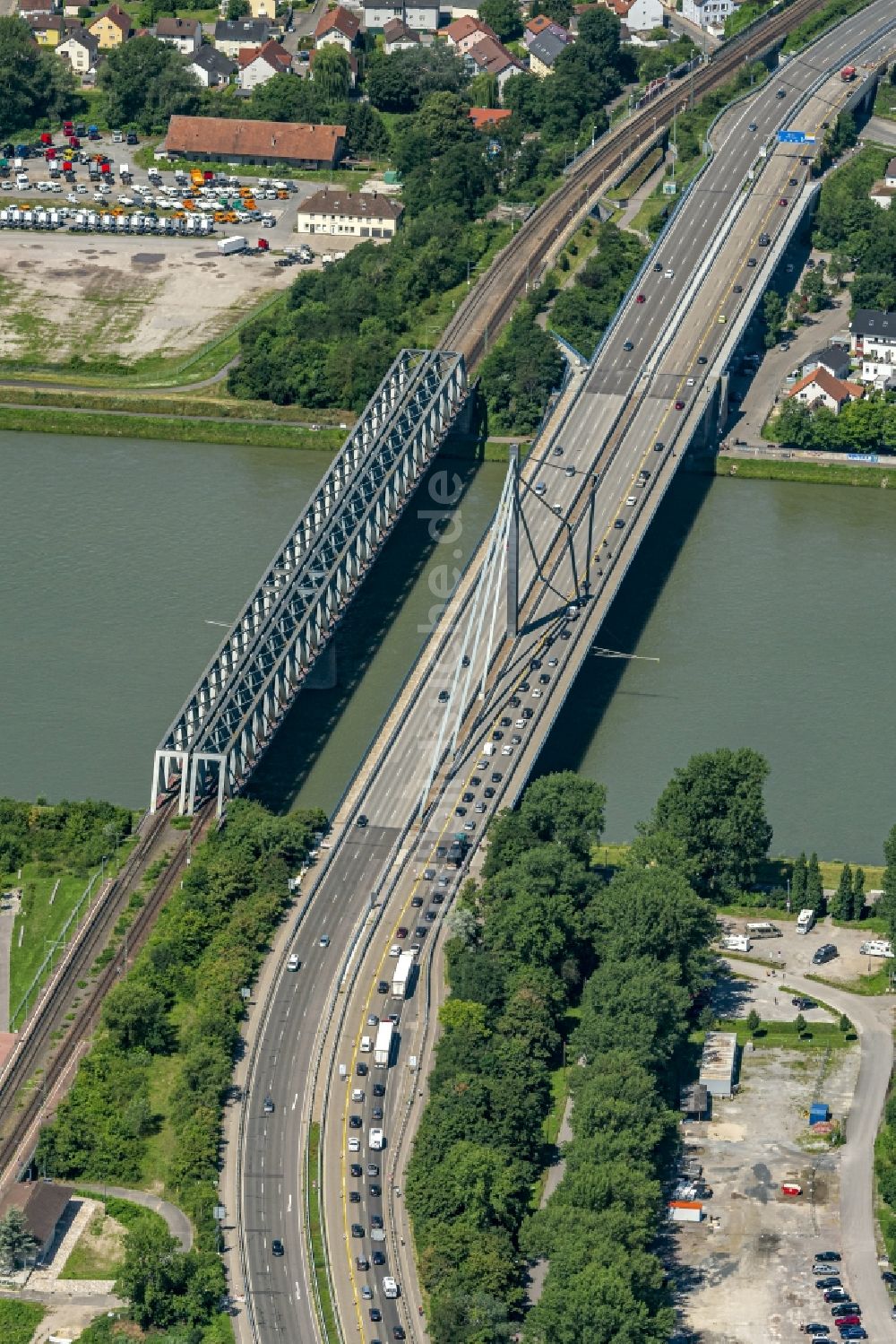 Luftbild Wörth am Rhein - Autobahn- Brückenbauwerk der BAB A10 in Wörth am Rhein im Bundesland Rheinland-Pfalz