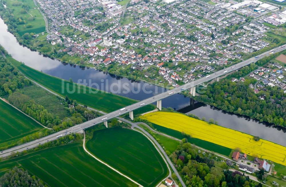 Luftbild Fuldabrück - Autobahn- Brückenbauwerk Bergshäuser Brücke der BAB A44 in Fuldabrück im Bundesland Hessen, Deutschland