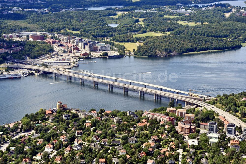 Luftbild Lidingö - Autobahn- Brückenbauwerk Lidingöbron in Lidingö in Stockholms län, Schweden