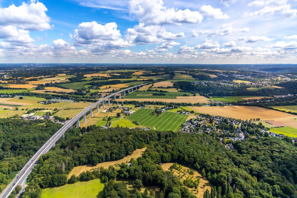 Luftbild Mintard - Autobahn- Brückenbauwerk Mintarder Ruhrtalbrücke der BAB A52 über die Ruhr bei Mintard im Bundesland Nordrhein-Westfalen, Deutschland