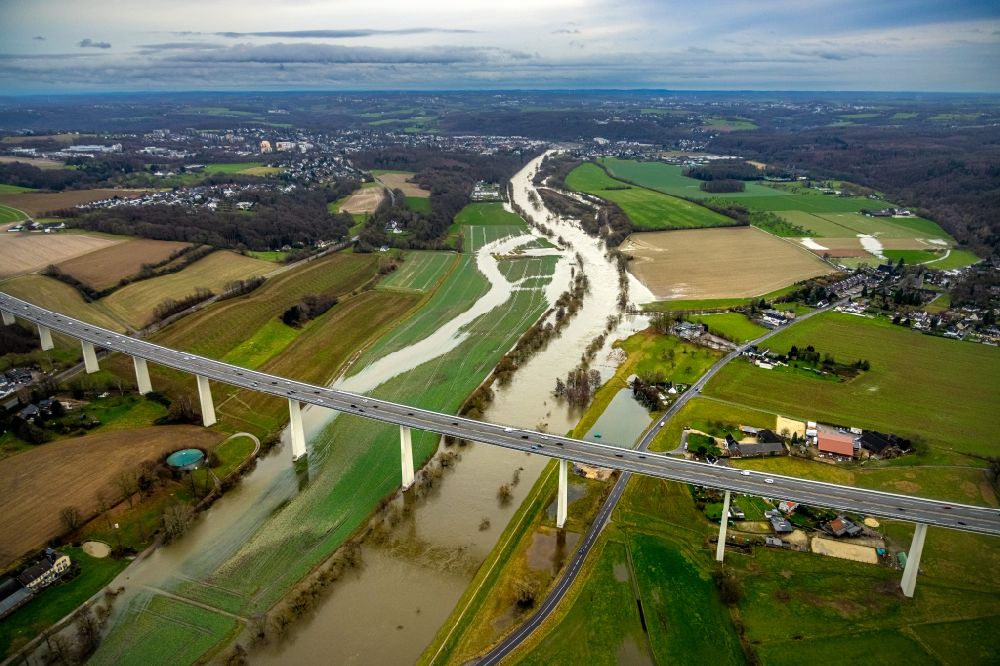 Luftbild Mintard - Autobahn- Brückenbauwerk Mintarder Ruhrtalbrücke der BAB A52 über die Ruhr bei Mintard im Bundesland Nordrhein-Westfalen, Deutschland
