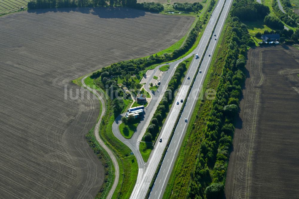 Luftbild Gransebieth - Autobahn- Parkplatz und Rastplatz BAB A20 Parkplatz Trebeltal Nord in Gransebieth im Bundesland Mecklenburg-Vorpommern, Deutschland