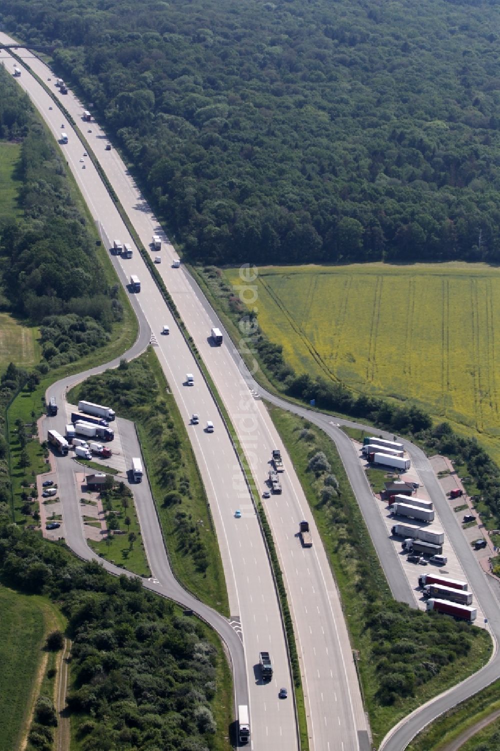 Luftbild Egstedt - Autobahn- Raststätte und Parkplatz der BAB A4 in Egstedt im Bundesland Thüringen, Deutschland