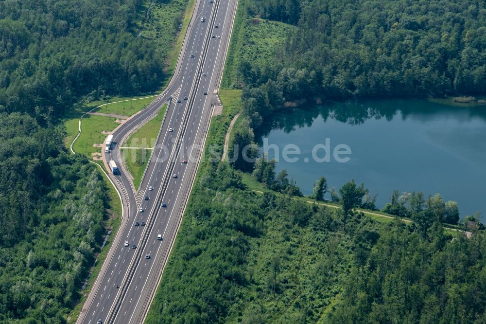 Luftbild Schwanau - Autobahn- Raststätte und Parkplatz der BAB A5 in Schwanau im Bundesland Baden-Württemberg, Deutschland