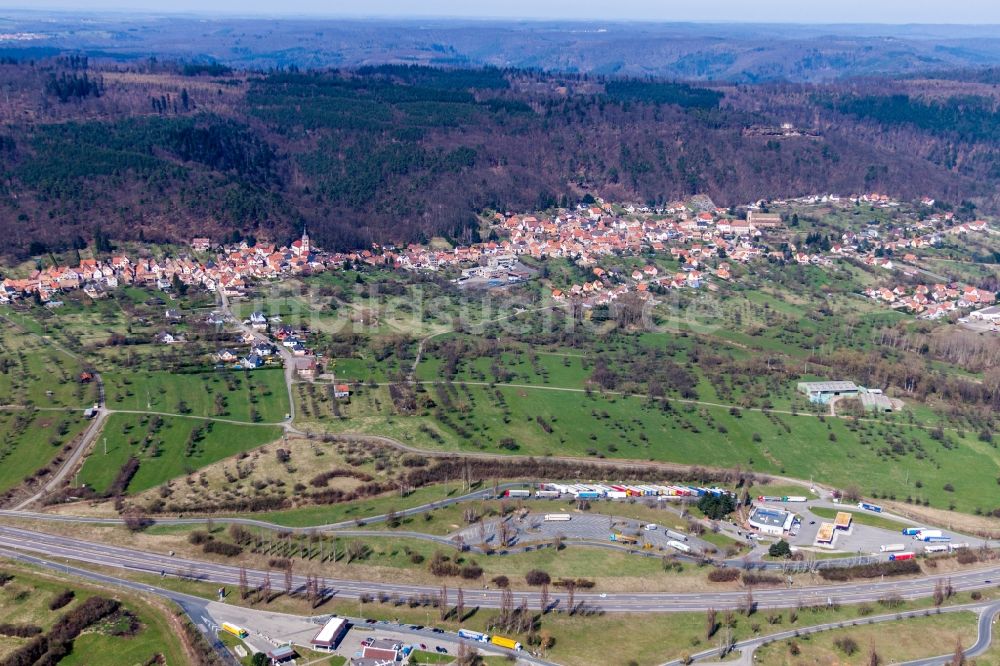 Luftbild Eckartswiller - Autobahn Raststätte am Rand des Verlaufes der Autobahn A4 Aire de Service AVIA de Saverne-Eckartswiller in Eckartswiller in Grand Est, Frankreich