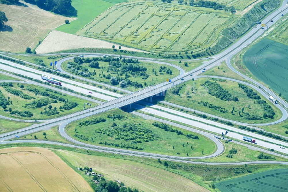 Gera von oben - Autobahnabfahrt der BAB A4 in Gera im Bundesland Thüringen, Deutschland