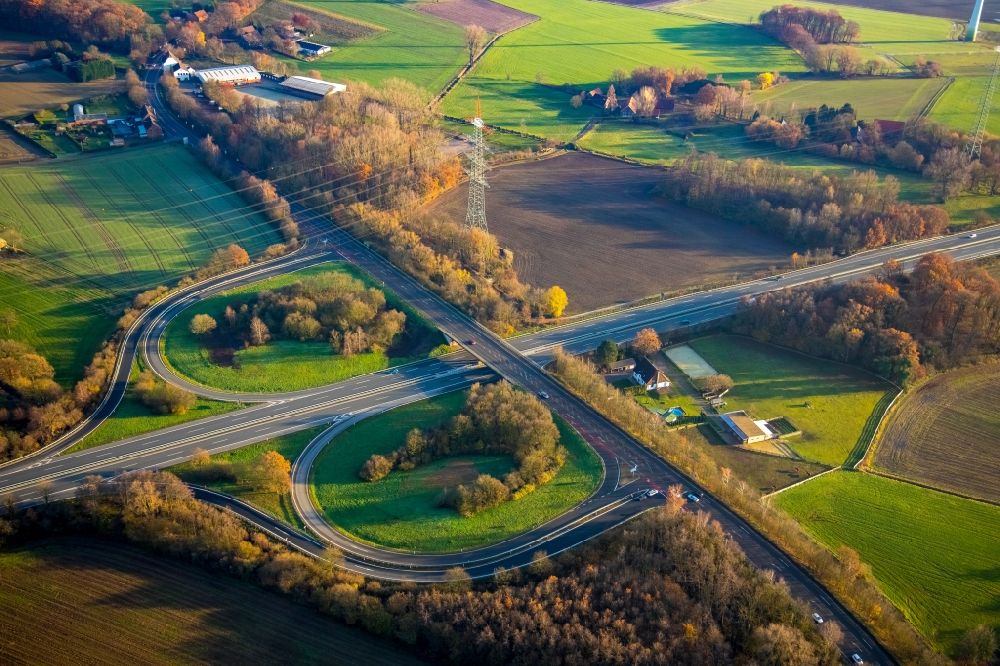 Luftbild Gladbeck - Autobahnabfahrt der BAB A31 im Ortsteil Kirchhellen in Gladbeck im Bundesland Nordrhein-Westfalen, Deutschland
