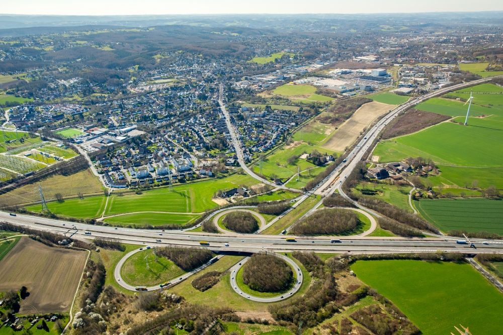 Dortmund von oben - Autobahndreieck- Abfahrt der BAB A44 A45 Dreieck Dortmund/Witten im Ortsteil Hombruch in Dortmund im Bundesland Nordrhein-Westfalen