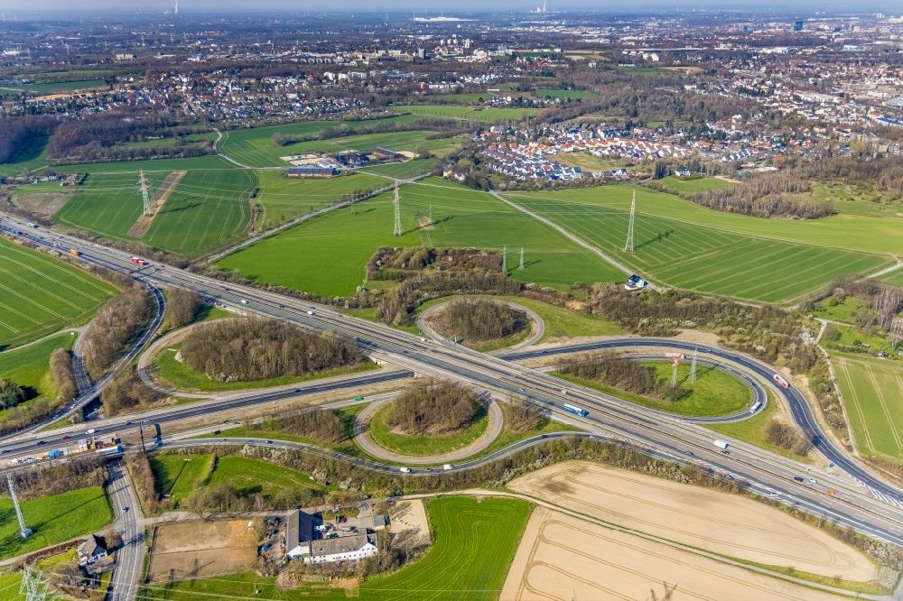 Luftbild Dortmund - Autobahndreieck- Abfahrt der BAB A44 A45 Dreieck Dortmund/Witten im Ortsteil Hombruch in Dortmund im Bundesland Nordrhein-Westfalen