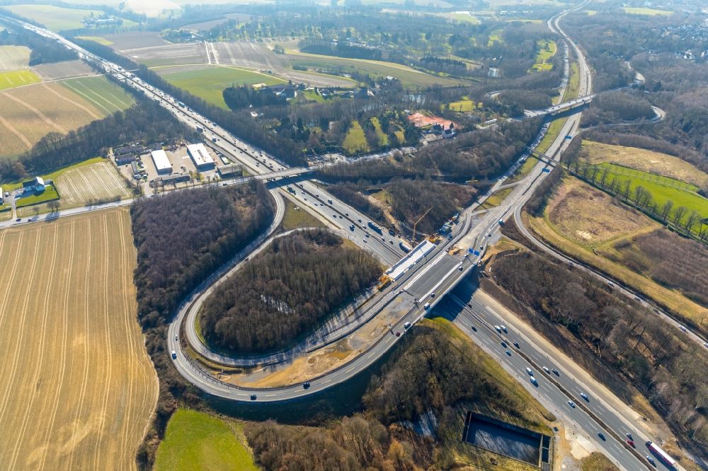 Luftbild Ratingen - Autobahndreieck- Abfahrt der BAB A44 - A3 in Ratingen im Bundesland Nordrhein-Westfalen, Deutschland
