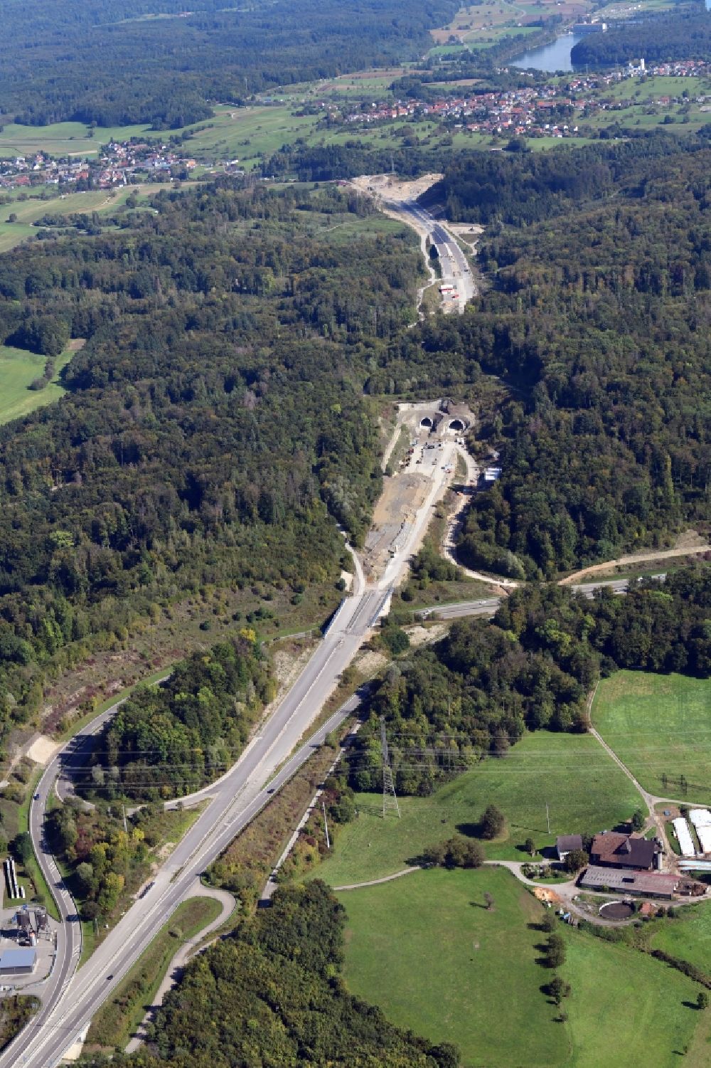 Luftbild Rheinfelden (Baden) - Autobahndreieck- Abfahrt der BAB A98 zur A861 beim Herrschaftsbucktunnel in Rheinfelden (Baden) im Bundesland Baden-Württemberg, Deutschland