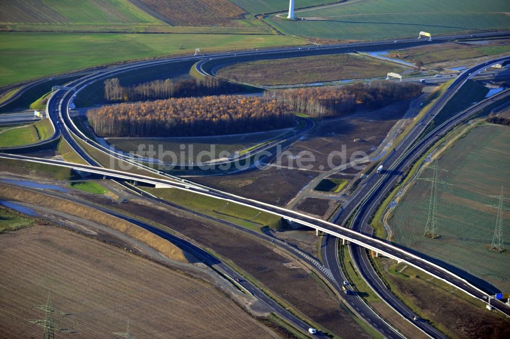 Schwanebeck von oben - Autobahndreieck der BAB A10 - A11 Dreieck Barnim in Schwanebeck im Bundesland Brandenburg, Deutschland