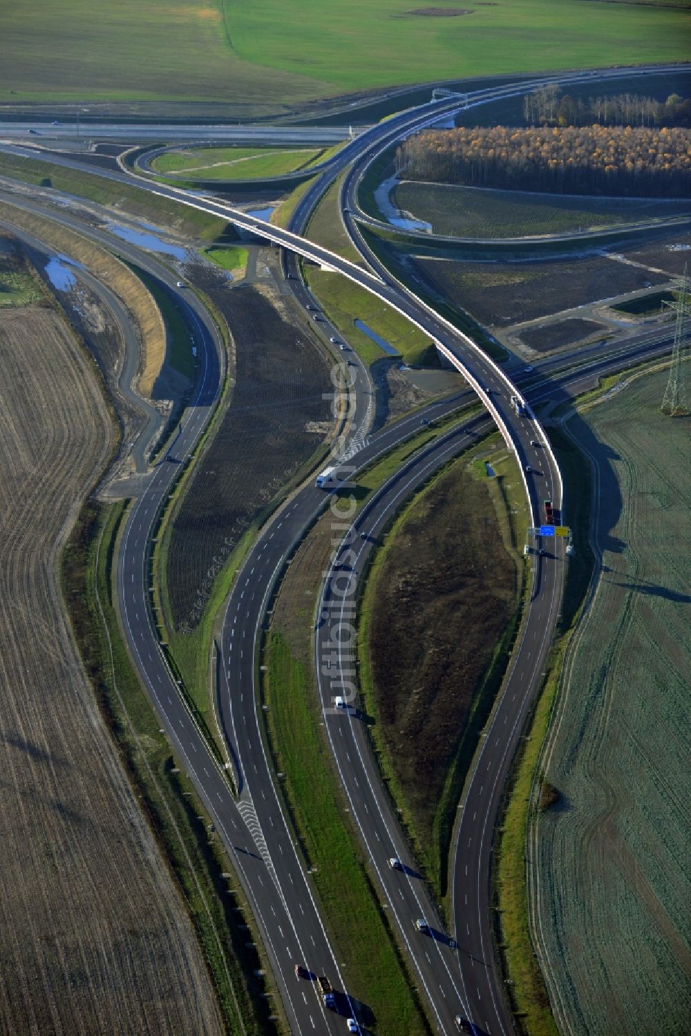 Schwanebeck aus der Vogelperspektive: Autobahndreieck der BAB A10 - A11 Dreieck Barnim in Schwanebeck im Bundesland Brandenburg, Deutschland