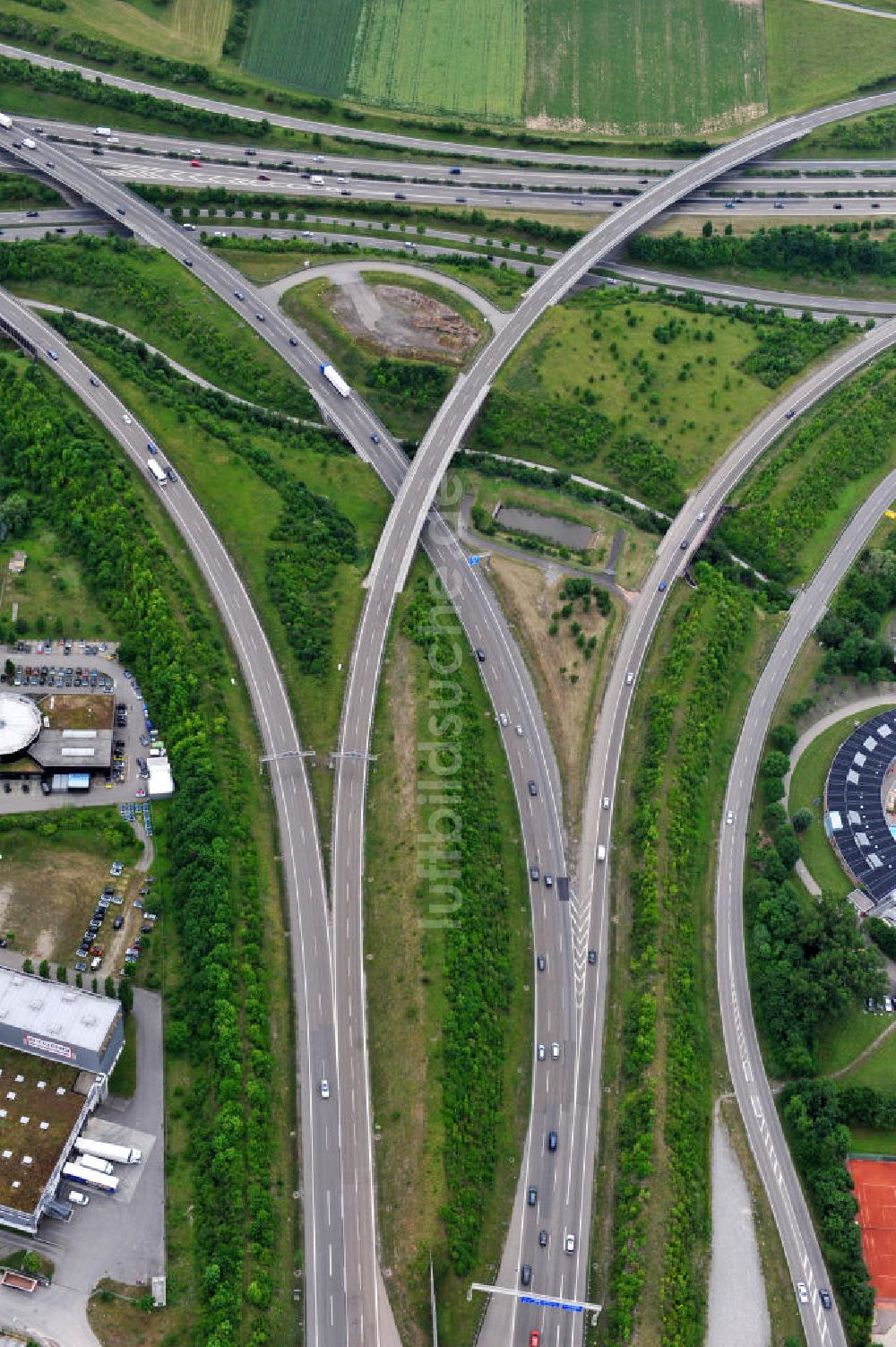 Leonberg aus der Vogelperspektive: Autobahndreieck Leonberg