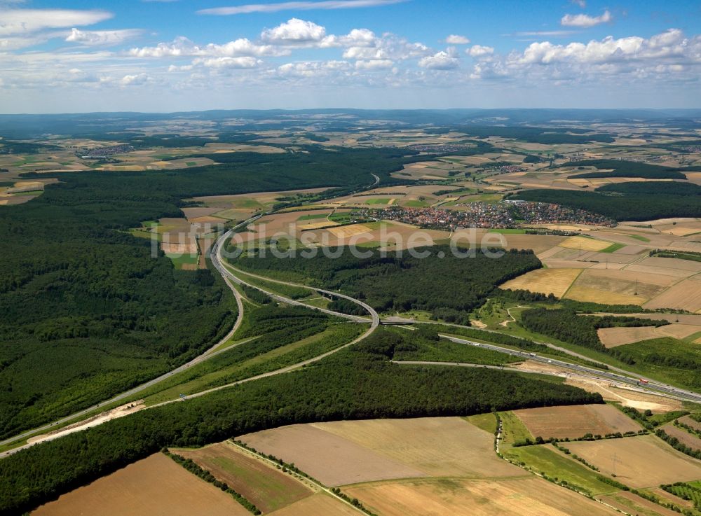 Luftaufnahme Würzburg - Kist - Autobahndreieck Würzburg-West der Bundes- Autobahn BAB A3 bei Würzburg - Kist im Bundesland Bayern