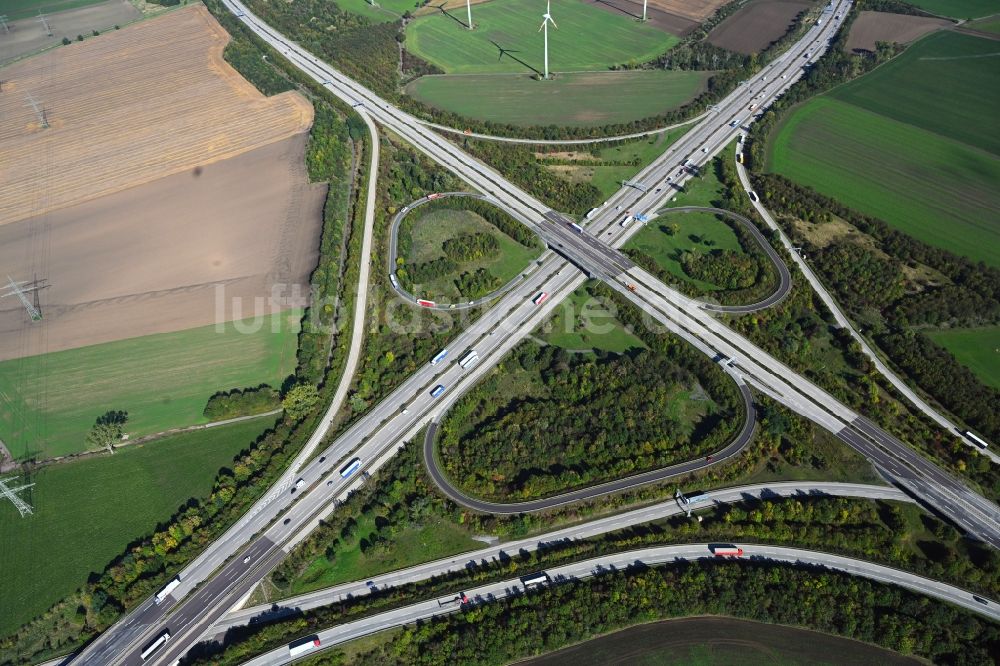 Niederndodeleben aus der Vogelperspektive: Autobahnkreuz der BAB A2 - A14 Kreuz Magdeburg in Niederndodeleben im Bundesland Sachsen-Anhalt, Deutschland