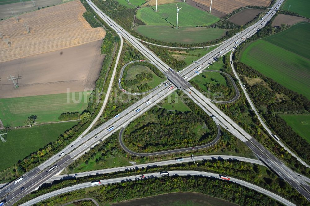Luftbild Niederndodeleben - Autobahnkreuz der BAB A2 - A14 Kreuz Magdeburg in Niederndodeleben im Bundesland Sachsen-Anhalt, Deutschland