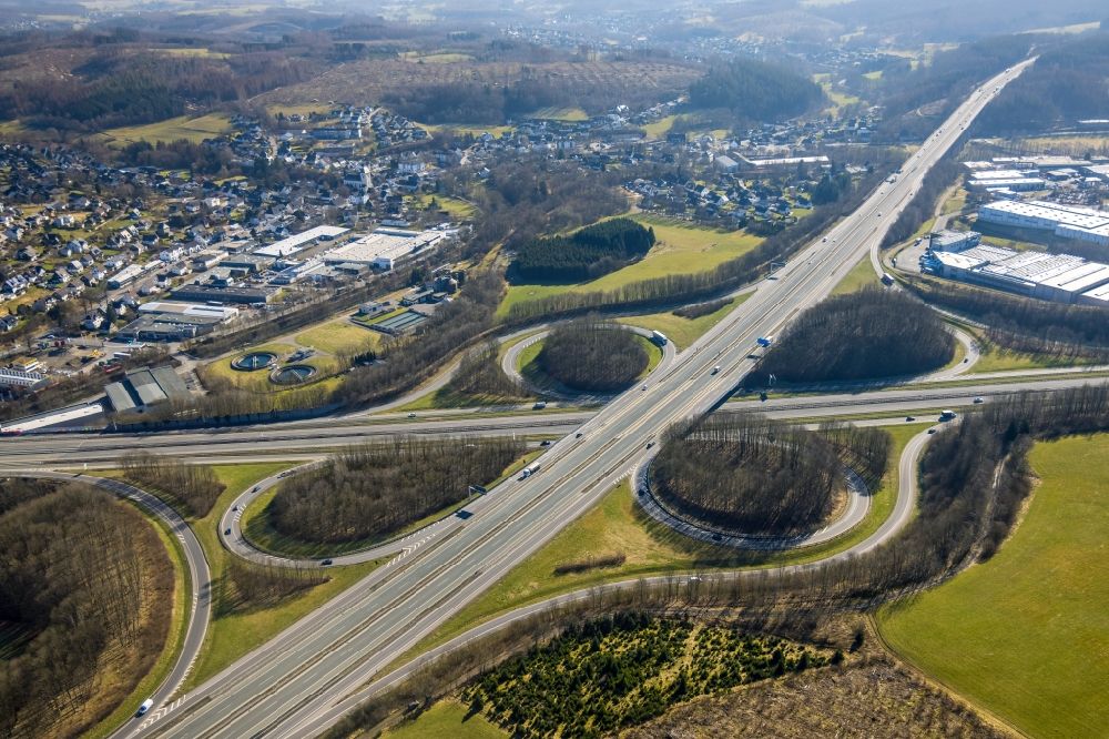 Gerlingen aus der Vogelperspektive: Autobahnkreuz der BAB A45 Kreuz Olpe-Süd in Gerlingen im Bundesland Nordrhein-Westfalen, Deutschland