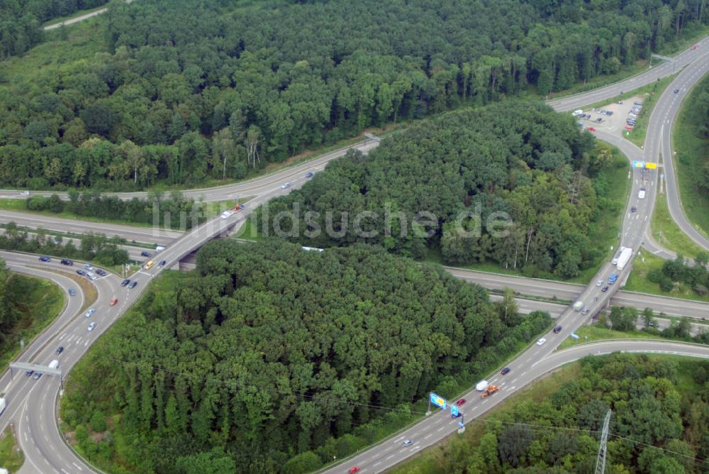 Offenburg aus der Vogelperspektive: Autobahnkreuz Offenburg