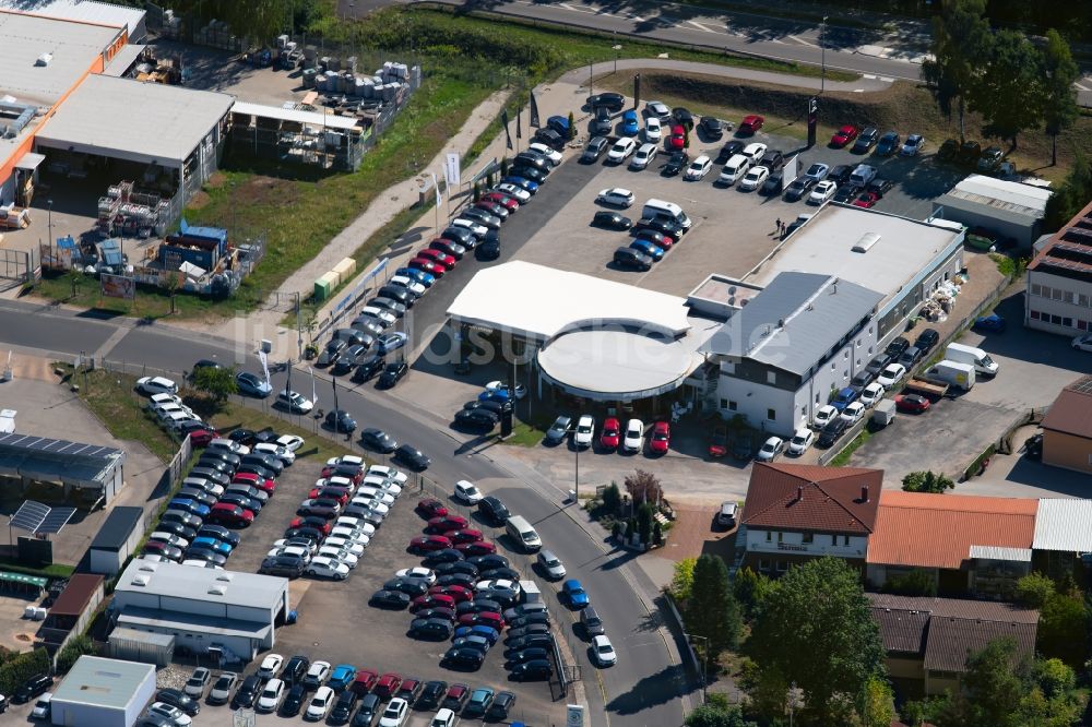 Luftaufnahme Roth - Autohandels- Gebäude des Autohauses der Autohaus Zückner GmbH & Co. KG in der Gildestraße in Roth im Bundesland Bayern, Deutschland