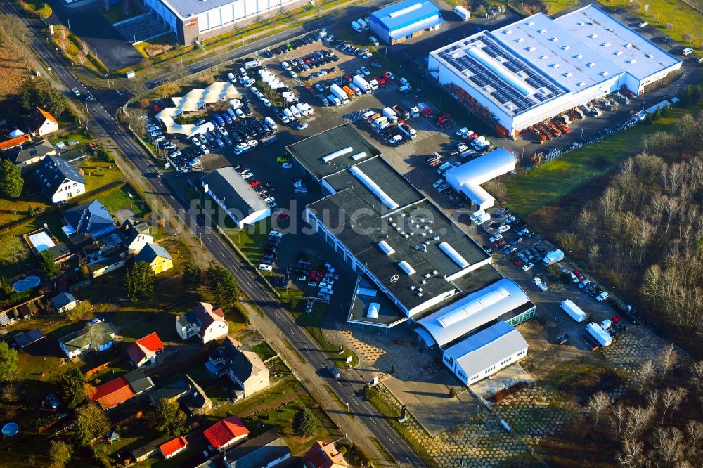 Luftaufnahme Oranienburg - Autohandels- Gebäude des Autohauses der Endres GmbH in Oranienburg im Bundesland Brandenburg, Deutschland