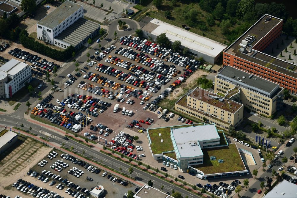 Luftbild Teltow - Autohandels- Gebäude des Autohauses König in Teltow im Bundesland Brandenburg, Deutschland