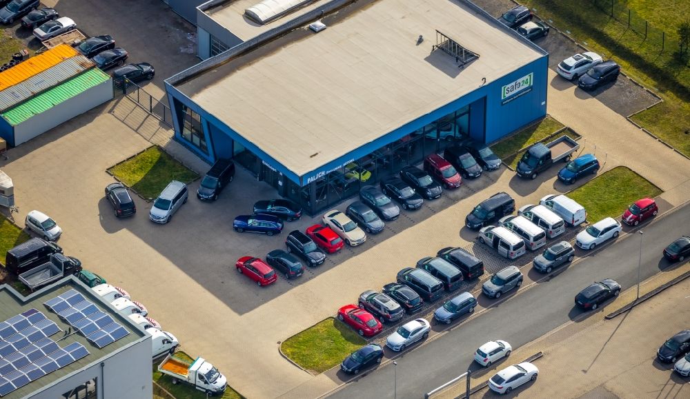 Hamm aus der Vogelperspektive: Autohandels- Gebäude des Autohauses Paluch Exclusive Motors GmbH in Hamm im Bundesland Nordrhein-Westfalen, Deutschland