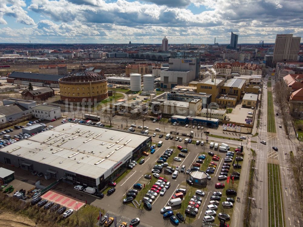 Leipzig von oben - Autohandels- Gebäude PSA Retail Leipzig in Leipzig im Bundesland Sachsen, Deutschland