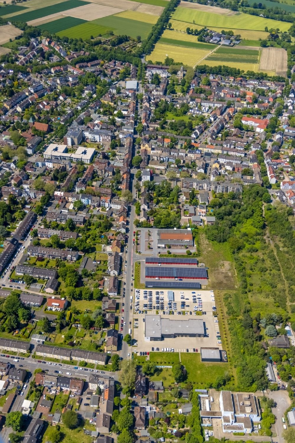 Luftbild Gelsenkirchen - Autohandels- Gebäude Skoda Autohaus Kläsener in Gelsenkirchen im Bundesland Nordrhein-Westfalen, Deutschland