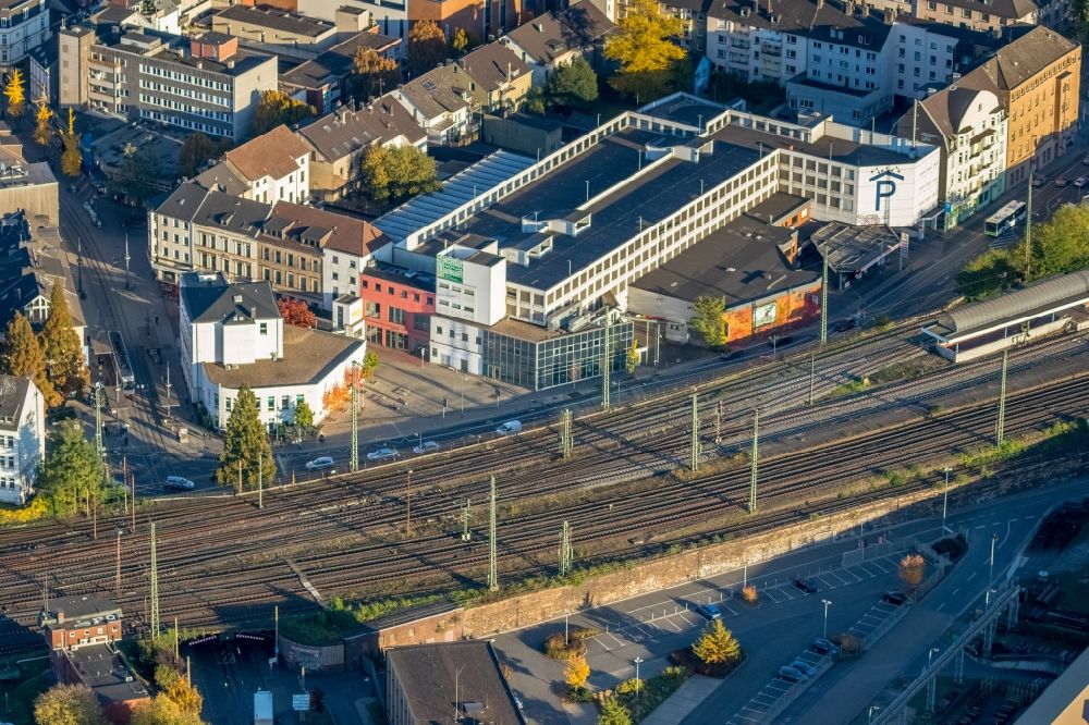 Luftbild Witten - Bahn- Brückenbauwerk Eisenbahnbrücke Herbeder Straße - Bahnhofstraße in Witten im Bundesland Nordrhein-Westfalen