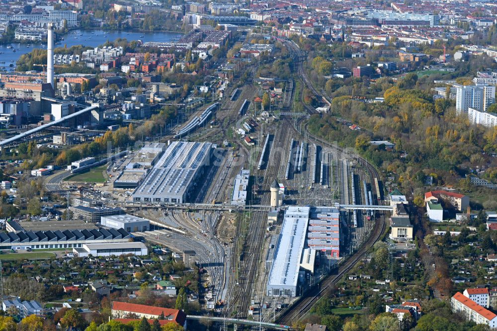 Luftbild Berlin - Bahnbetriebswerk und Ausbesserungswerk Rummelsburg I in Berlin