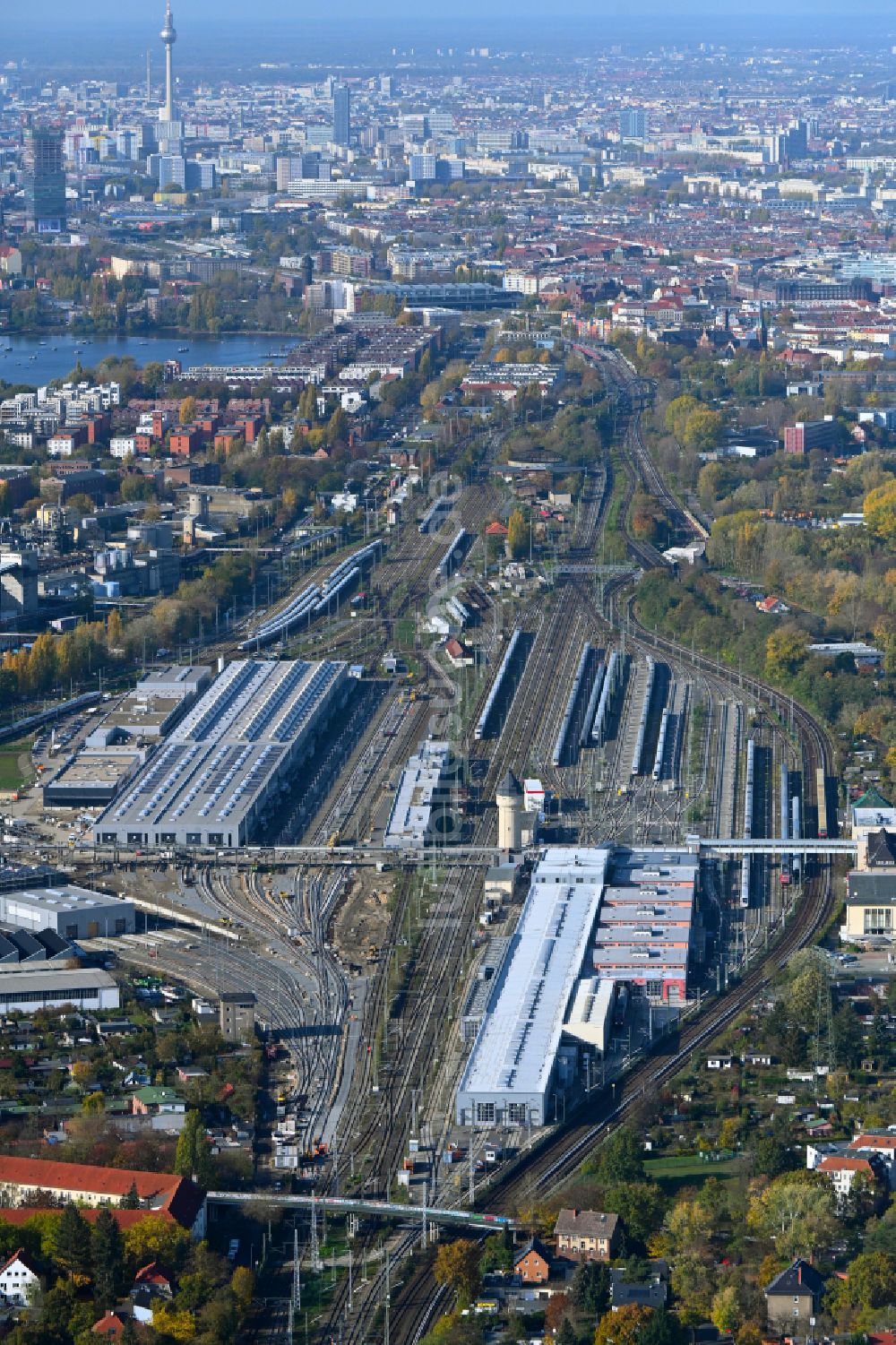 Luftaufnahme Berlin - Bahnbetriebswerk und Ausbesserungswerk Rummelsburg I in Berlin