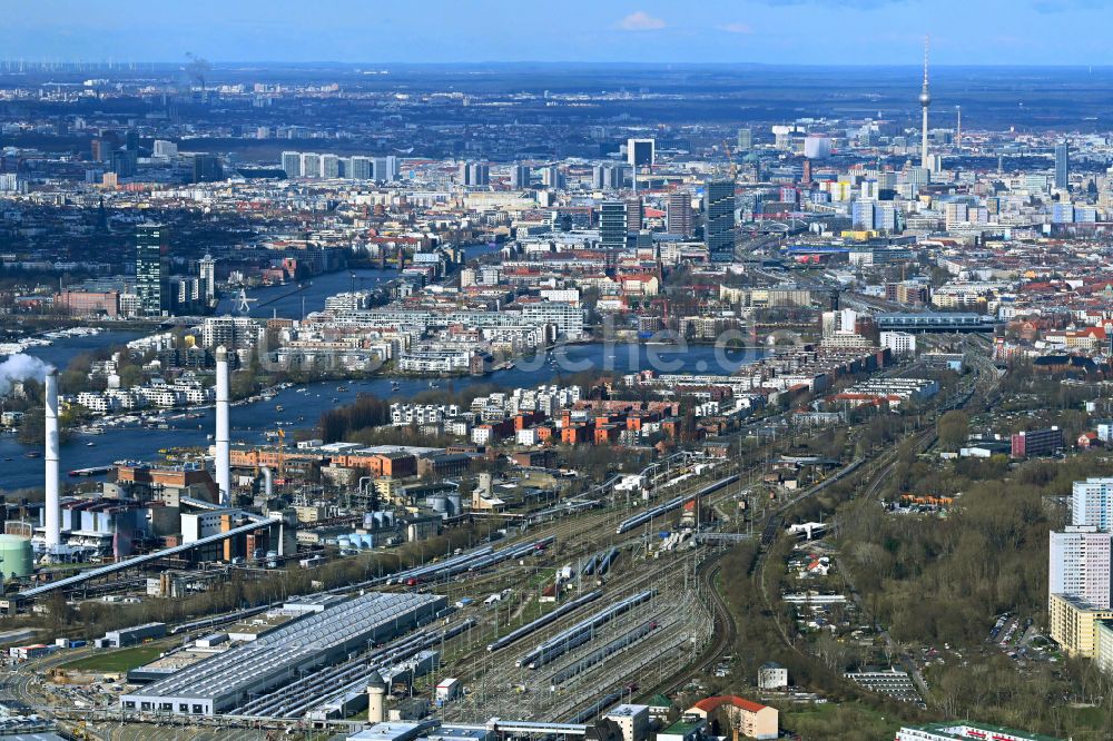 Luftbild Berlin - Bahnbetriebswerk und Ausbesserungswerk Rummelsburg II in Berlin