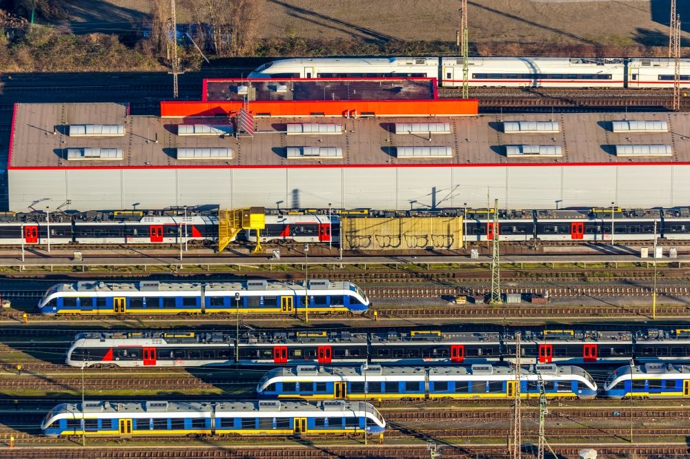Luftaufnahme Duisburg - Bahnbetriebswerk und Ausbesserungswerk von Zügen des Personentransportes der Abellio GmbH in Duisburg im Bundesland Nordrhein-Westfalen, Deutschland