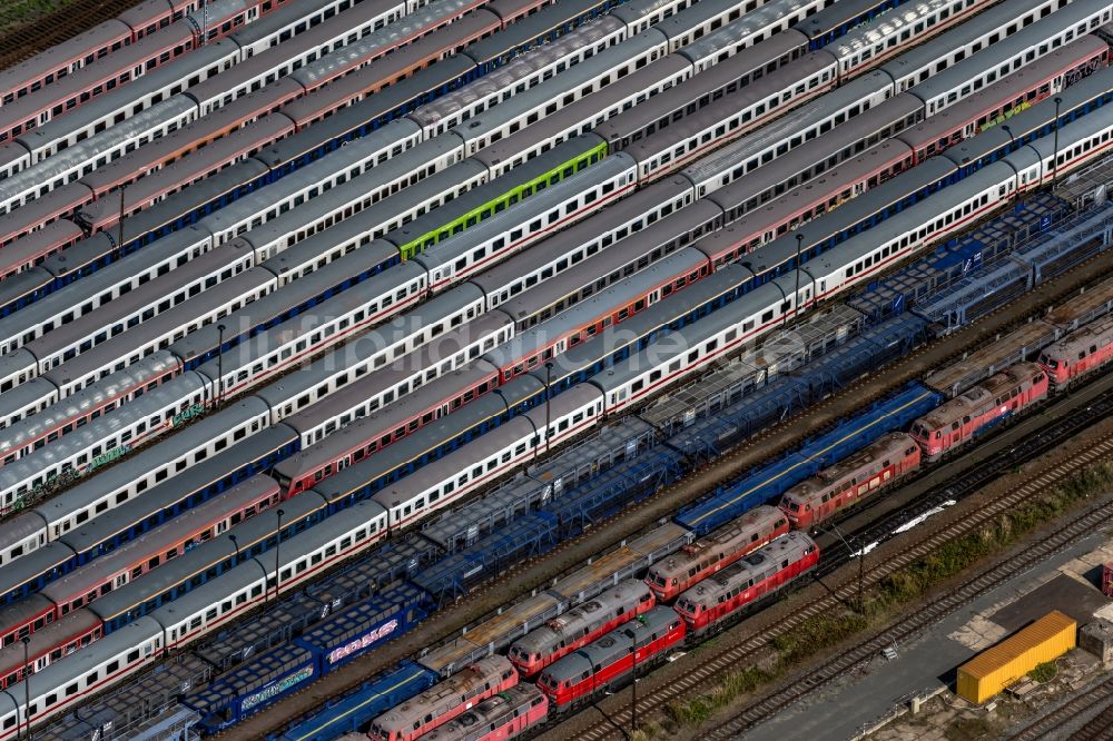 Leipzig von oben - Bahnbetriebswerk und Ausbesserungswerk von Zügen des Personentransportes in Leipzig im Bundesland Sachsen, Deutschland