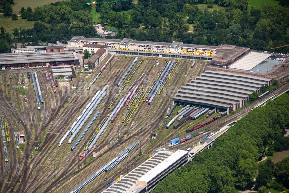 Luftaufnahme Stuttgart - Bahnbetriebswerk und Ausbesserungswerk von Zügen des Personentransportes in Stuttgart im Bundesland Baden-Württemberg, Deutschland