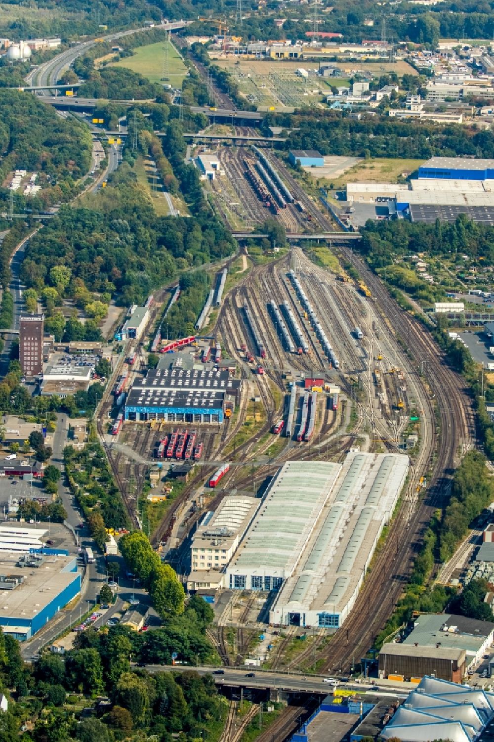 Dortmund von oben - Bahnbetriebswerk Dortmund-Betriebsbahnhof an der Brackeler Straße im Stadtbezirk Innenstadt-Nord in Dortmund im Bundesland Nordrhein-Westfalen