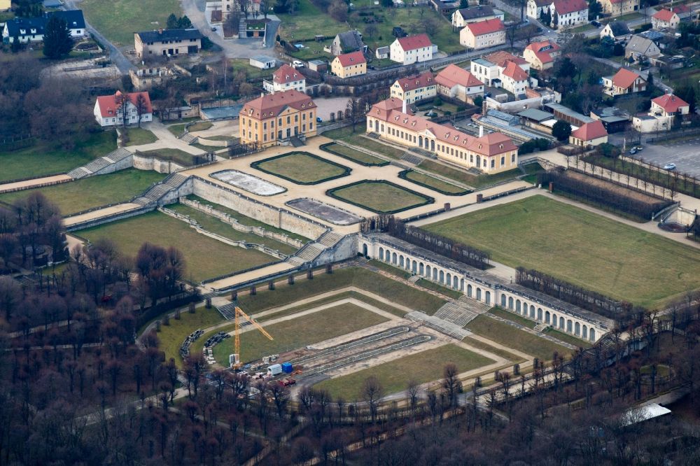 Heidenau von oben - Barockgarten Großsedlitz mit Schloss in Heidenau im Bundesland Sachsen