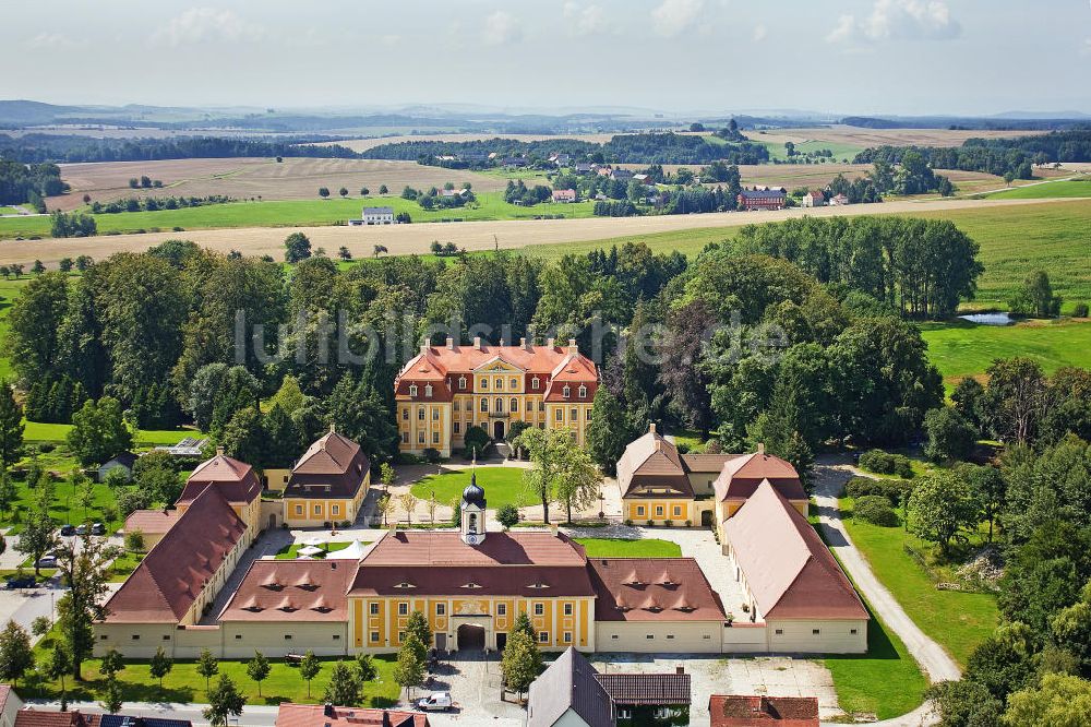 Rammenau aus der Vogelperspektive: Barockschloss Rammenau in Sachsen