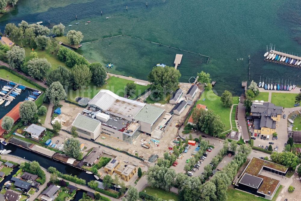 Starnberg von oben - Bauarbeiten am Schwimmbad Wasserpark Seebad in Starnberg im Bundesland Bayern, Deutschland